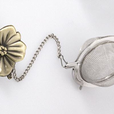 Tee Ei Blume
